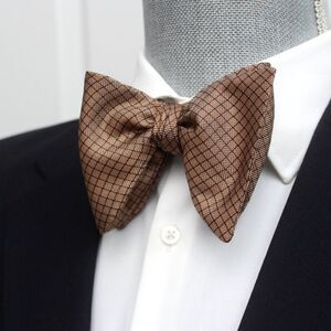 NWT Men's Self tied Bow Tie Brown Plaid Silk Butterfly Bowtie big bow‎ tie S550